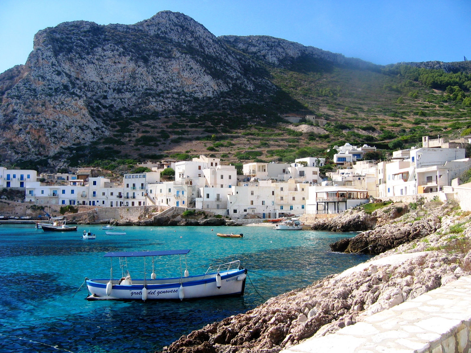 Haven_van_Levanzo-Isole_Egadi